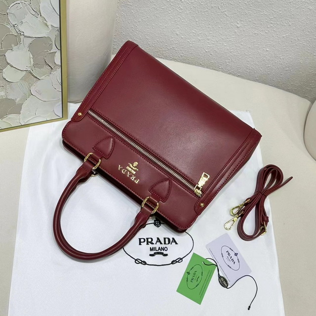 Prada Handbags 045